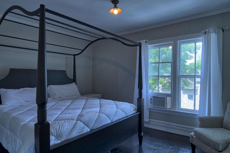 Charlevoix House image