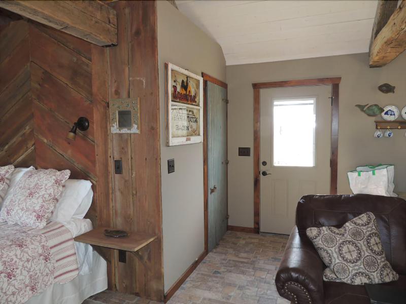 Pinckney Bend Bed & Breakfast image