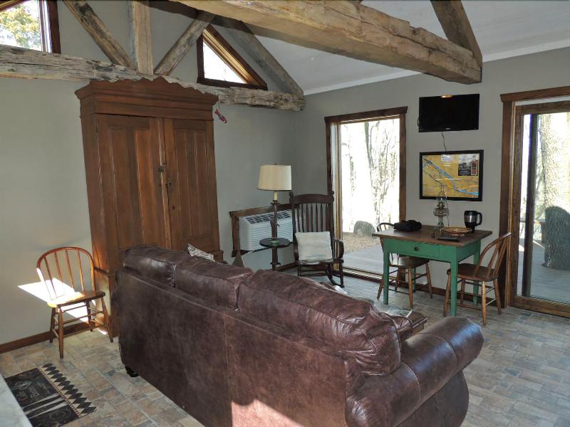 Pinckney Bend Bed & Breakfast image 1
