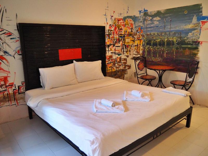 Baanmaeresidence image
