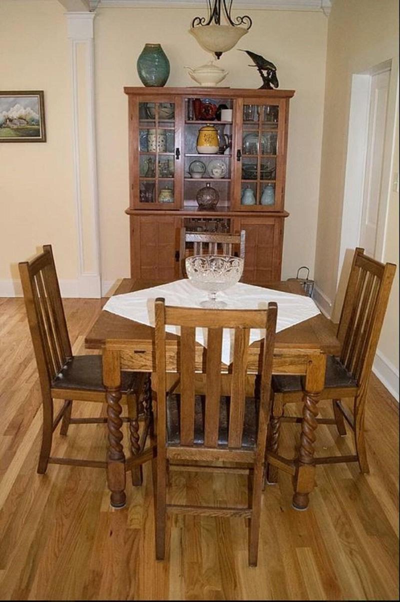 Dolan House B&B image