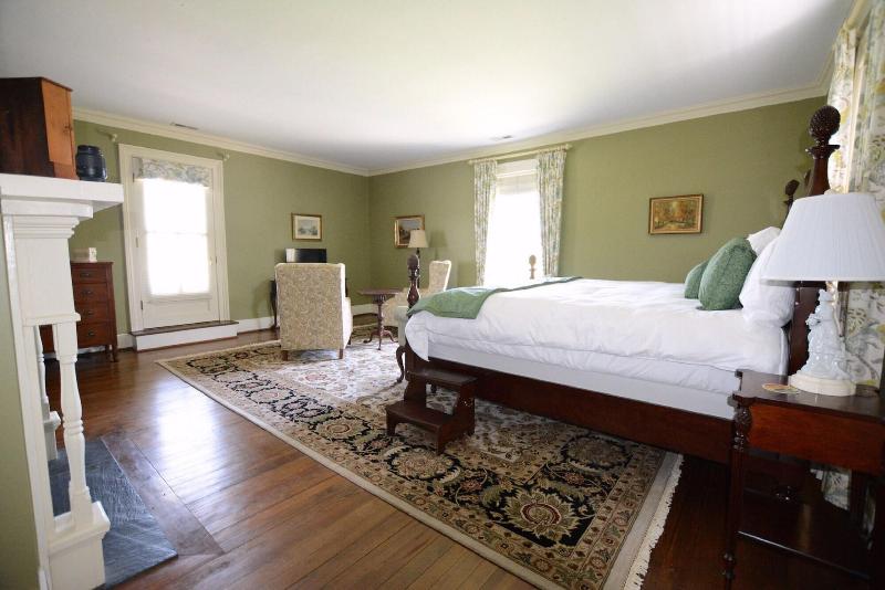 Woodville Bed And Breakfast image