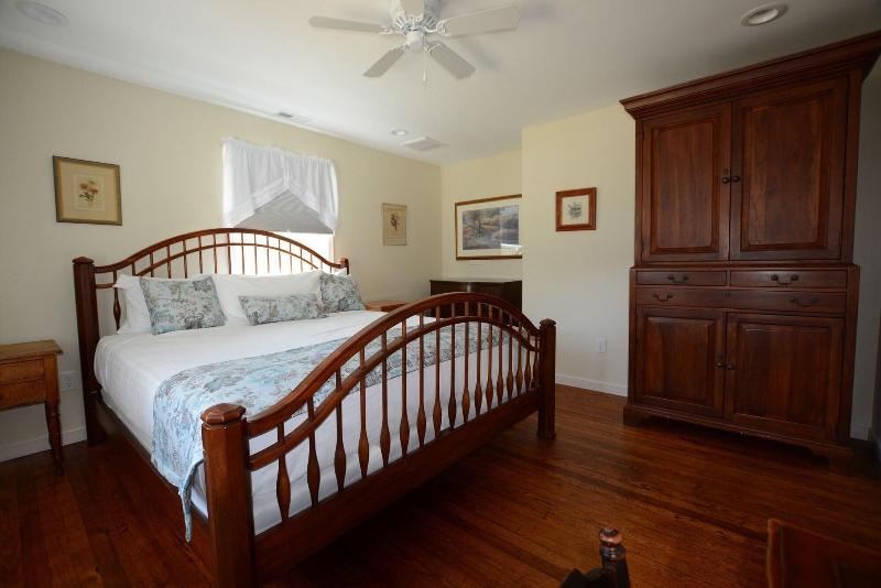 Woodville Bed And Breakfast image