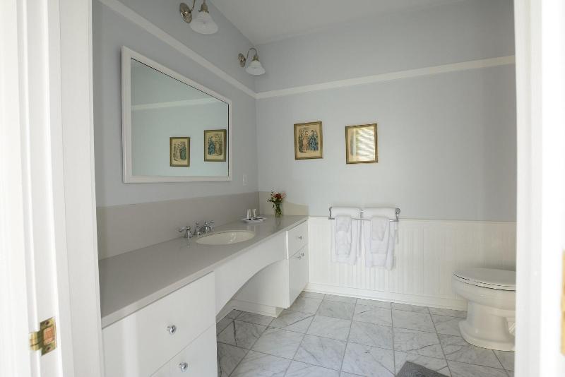 Woodville Bed And Breakfast image