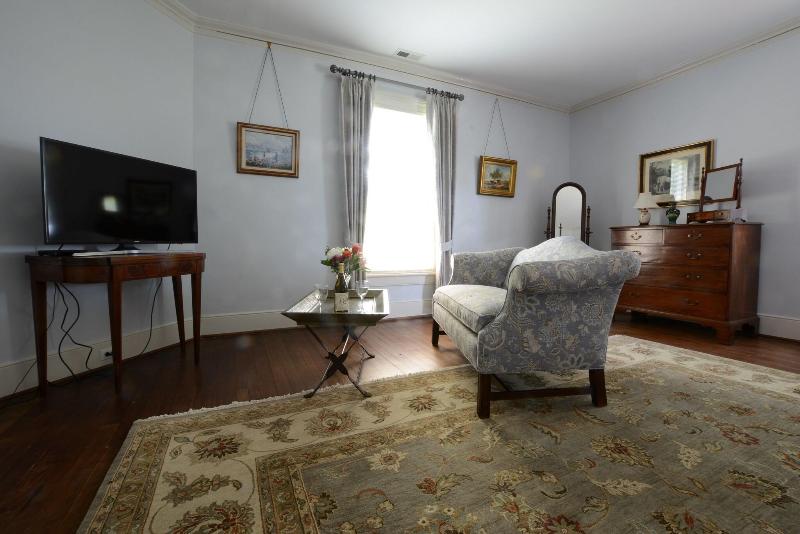 Woodville Bed And Breakfast image