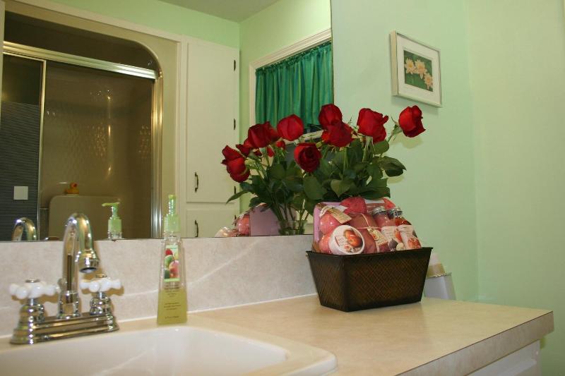 Tiffanys Bed & Breakfast image
