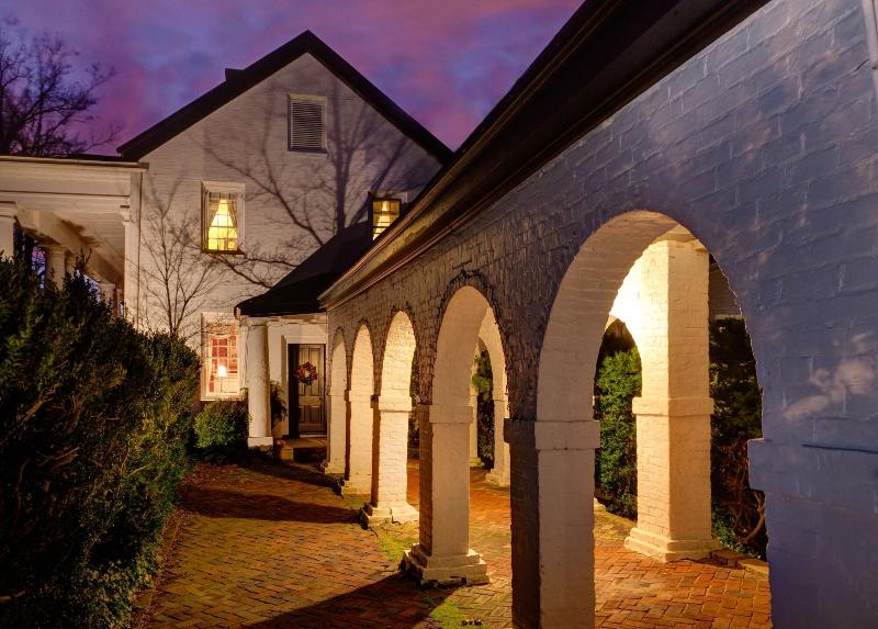 Inn And Tavern At Meander image