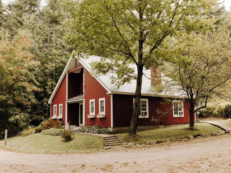 Snowvillage Inn
