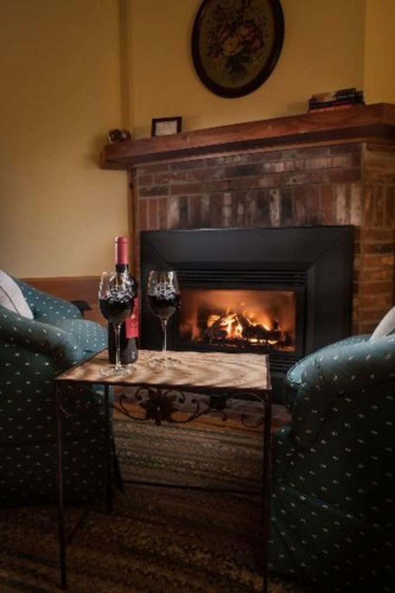 Snowvillage Inn image