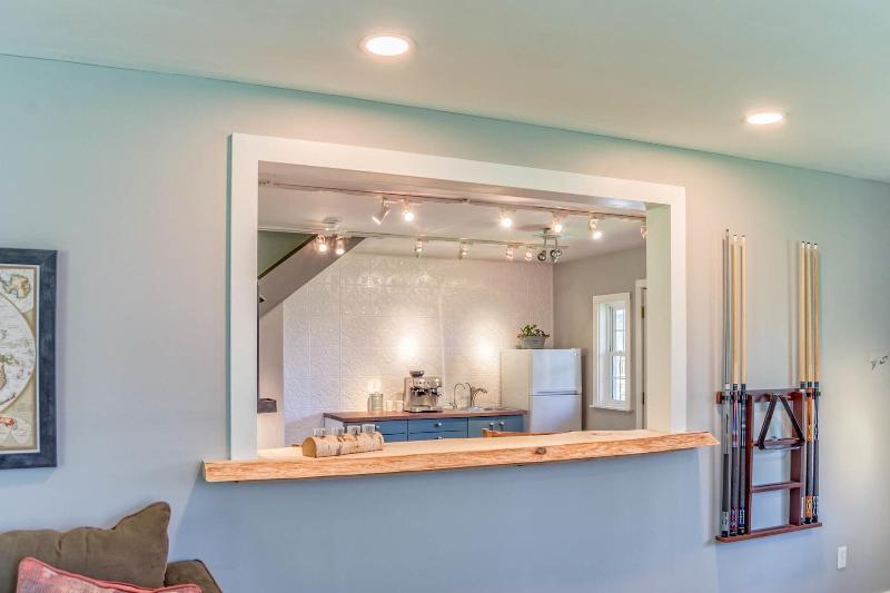 Moonshadow Bed And Breakfast image