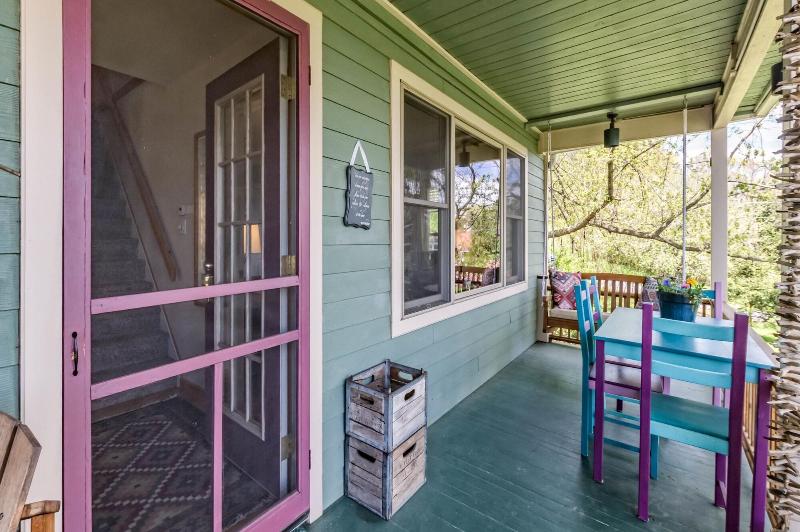 Moonshadow Bed And Breakfast image