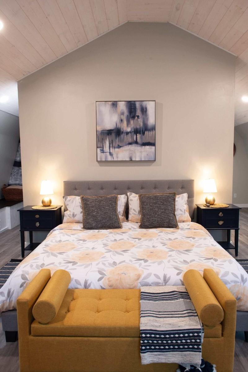 Moonshadow Bed And Breakfast image