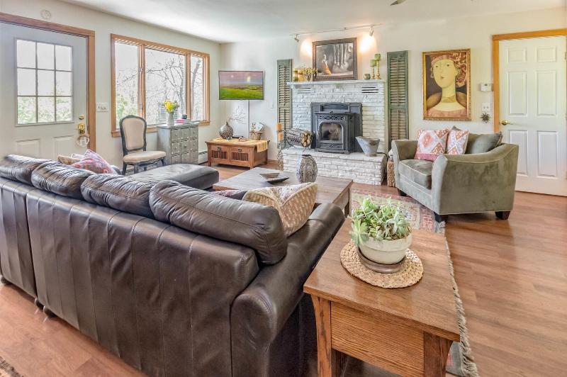 Moonshadow Bed And Breakfast image