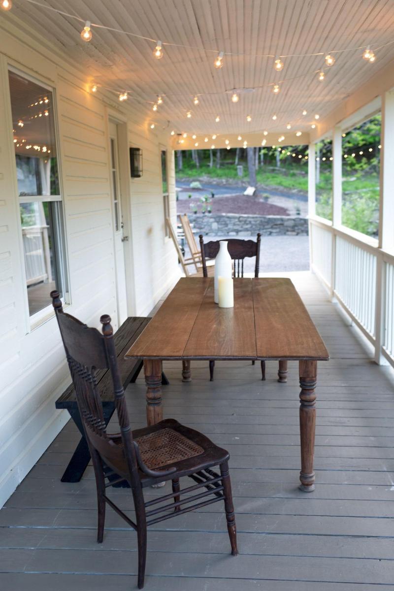 Stonehill's Farmhouse image