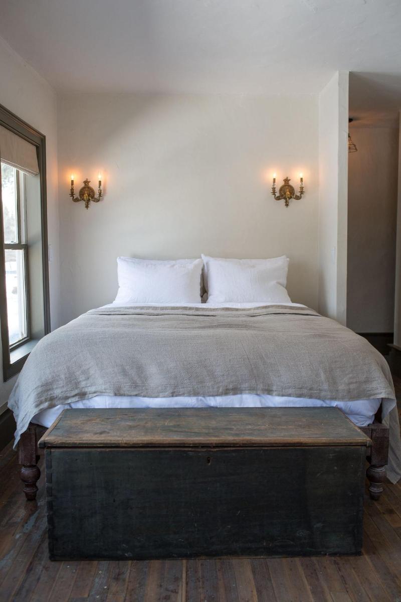 Stonehill's Farmhouse image