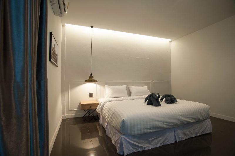 Lumluek Boutique Resort image