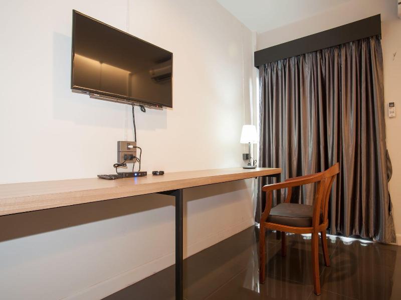 Lumluek Boutique Resort image