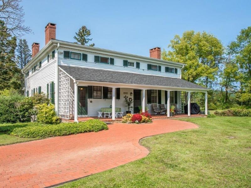 The Neighbour House B&B image