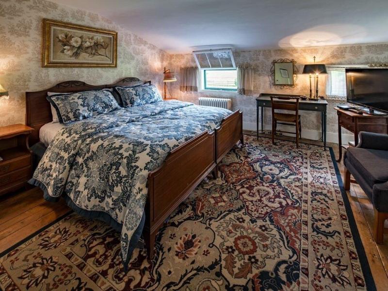 The Neighbour House B&B image