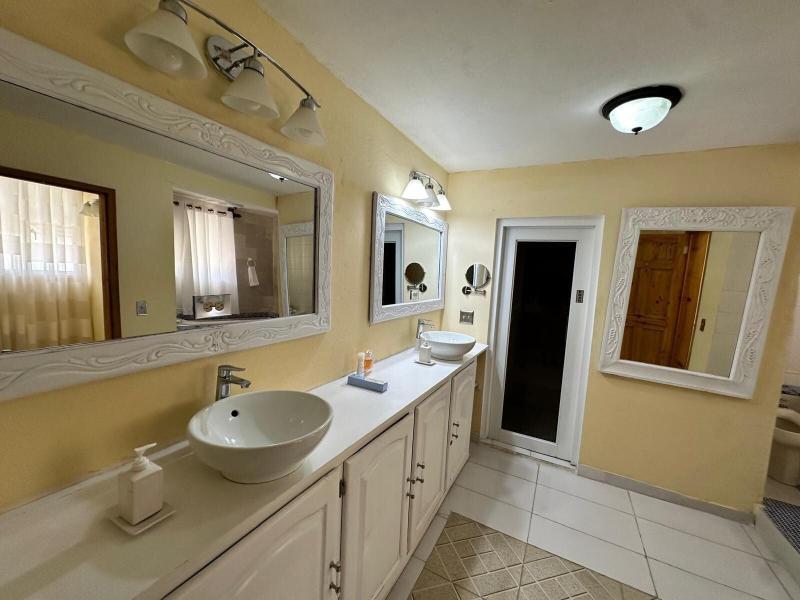 Pc Entreprises Guest House image