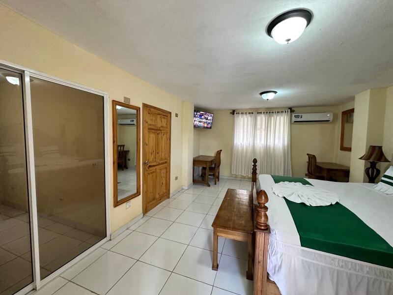 Pc Entreprises Guest House image