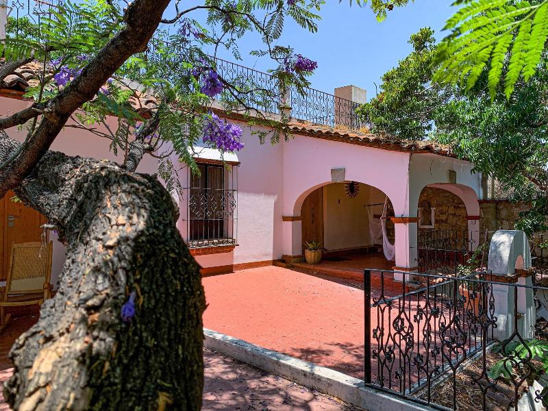 Agrado Guest House image