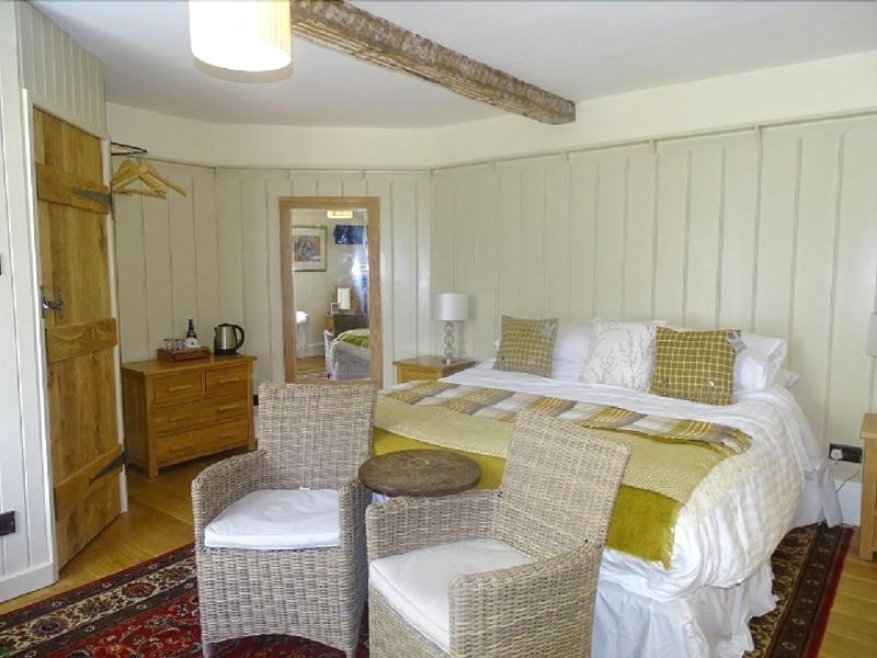 Cann Office Hotel image