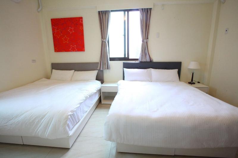 Line In B&B image