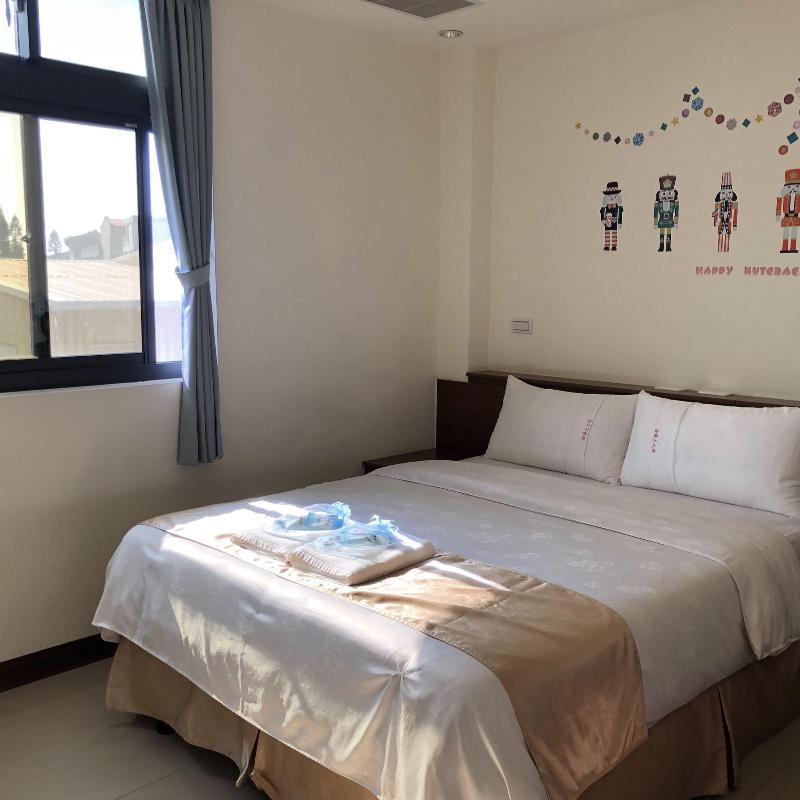Frank's Hostel image