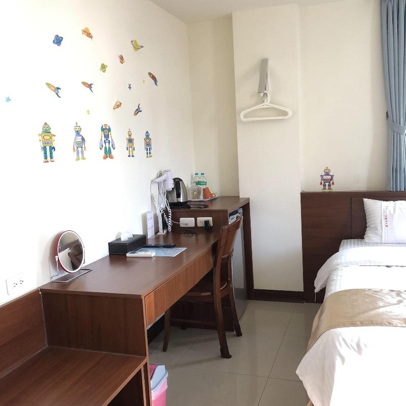 Frank's Hostel image