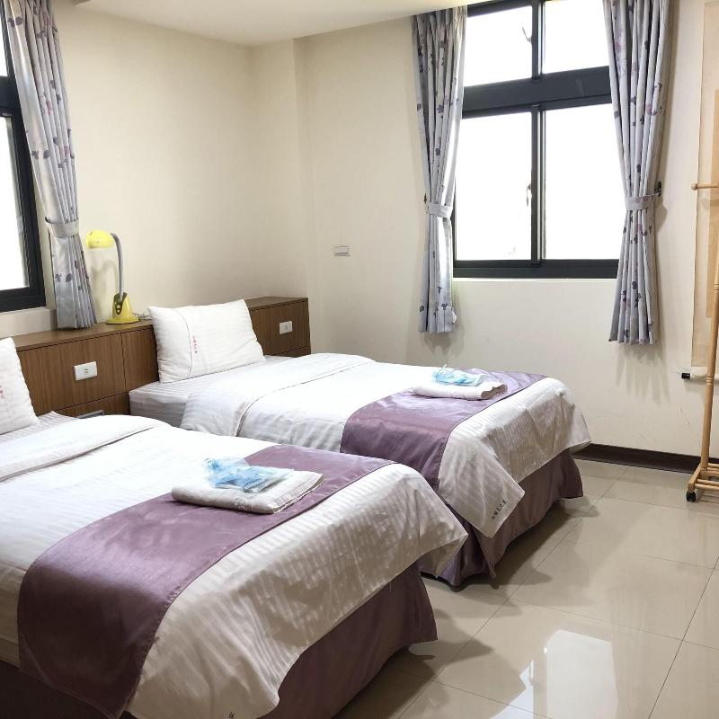 Frank's Hostel image