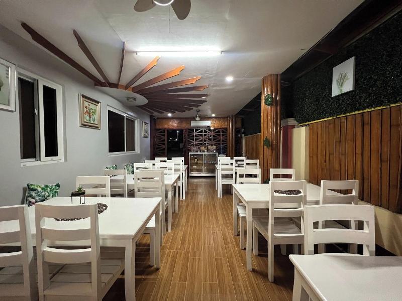 Gilin Pension House image