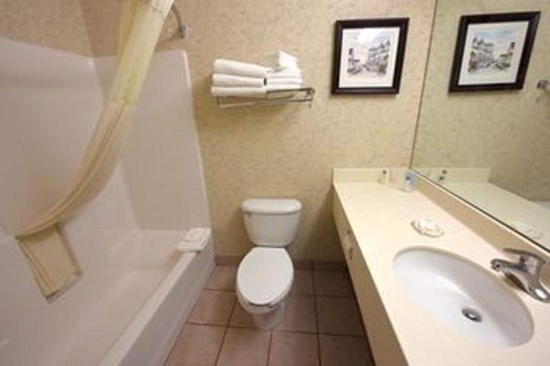 Northwinds Motel image