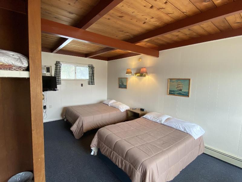 Villa Moderne Motel image