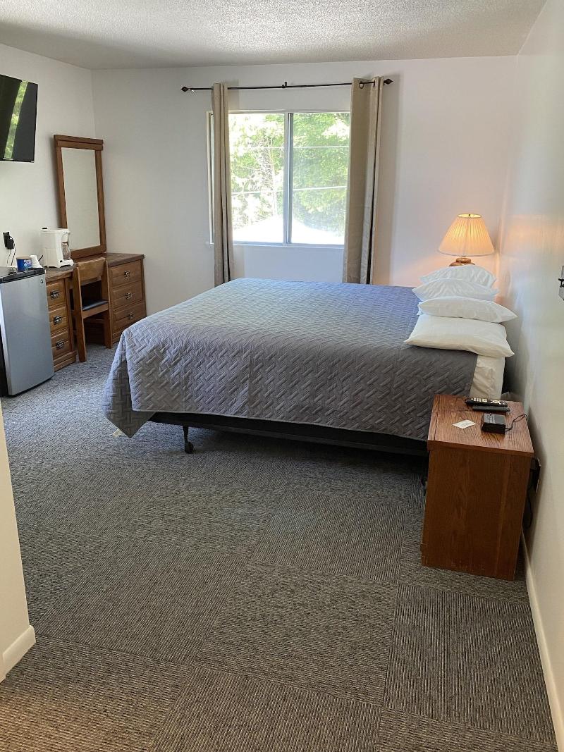 Villa Moderne Motel image