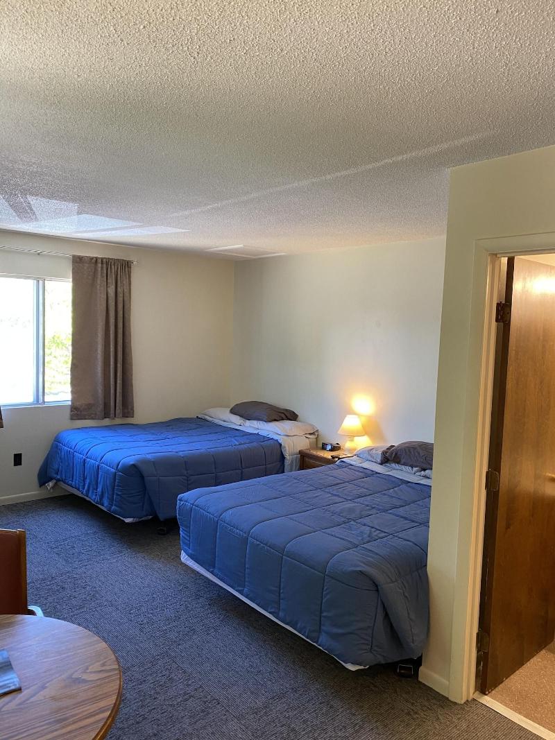 Villa Moderne Motel image