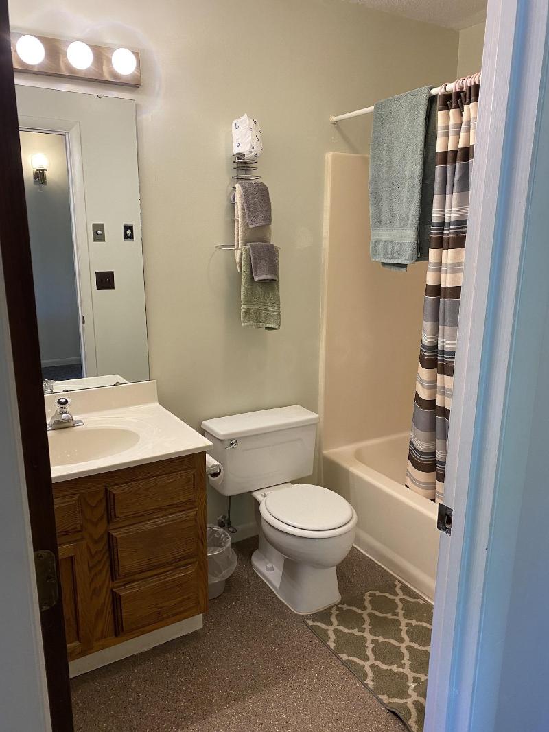 Villa Moderne Motel image