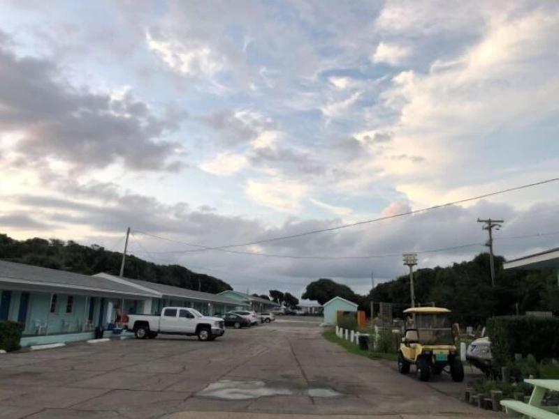 Swell Motel image