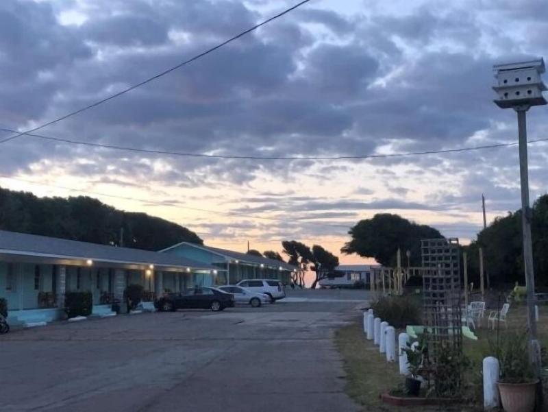 Swell Motel image