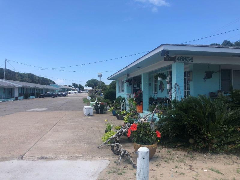 Swell Motel image