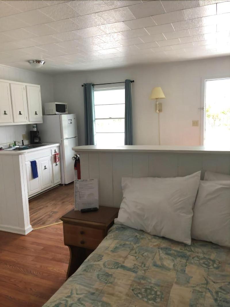 Swell Motel image