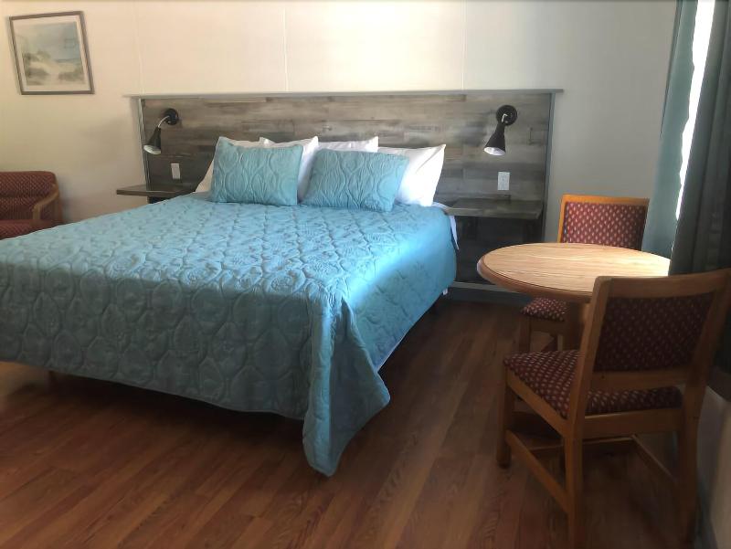 Swell Motel image