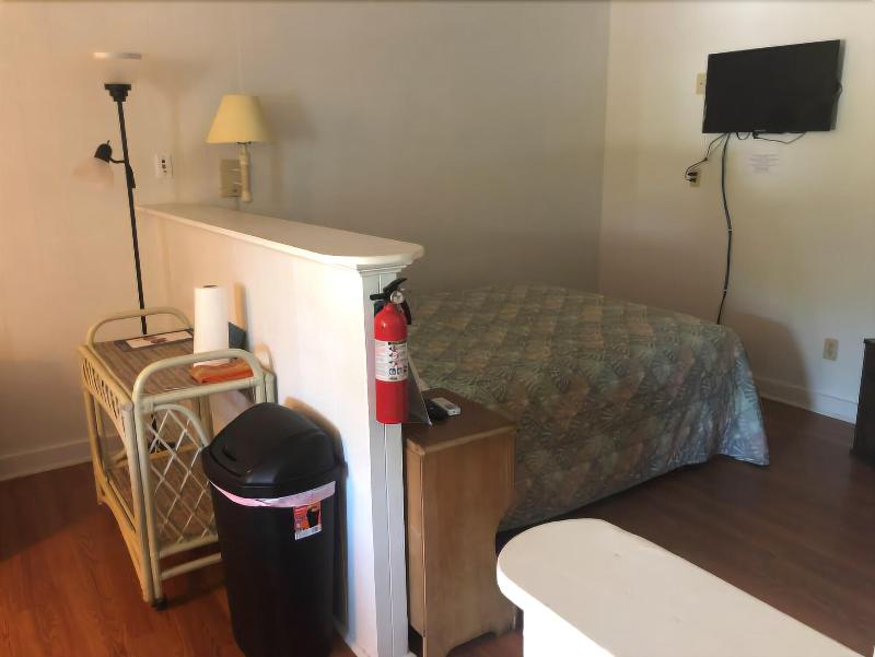 Swell Motel image