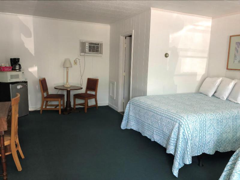 Swell Motel image