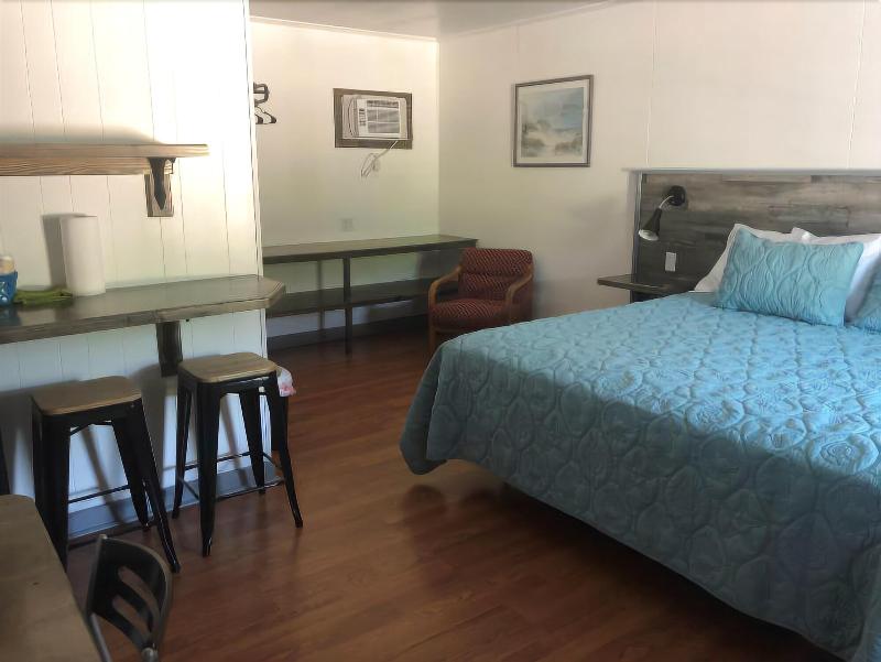 Swell Motel image