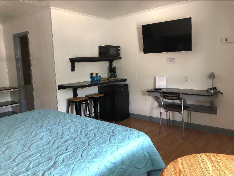 Swell Motel image