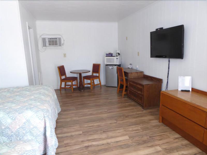 Swell Motel image