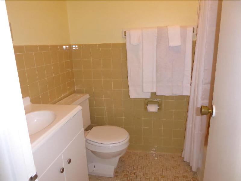 Swell Motel image