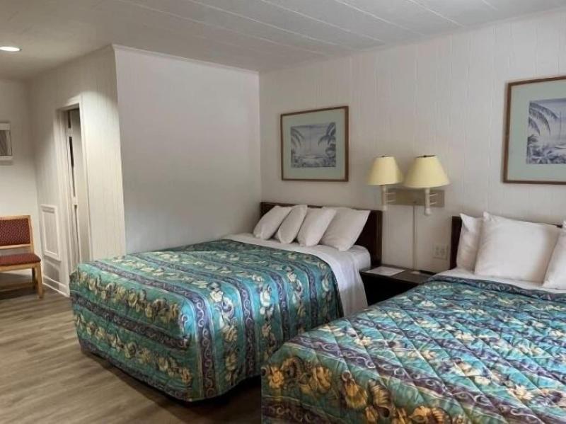 Swell Motel image