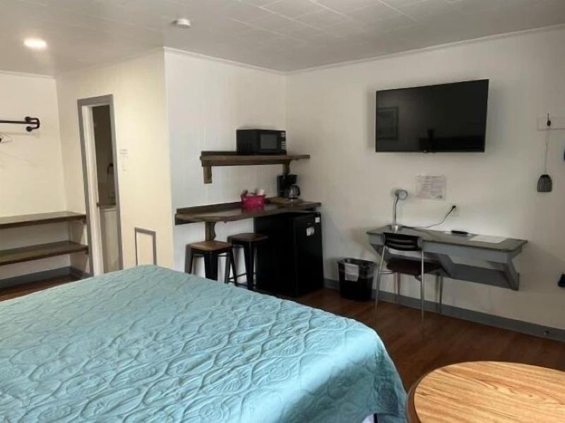 Swell Motel image